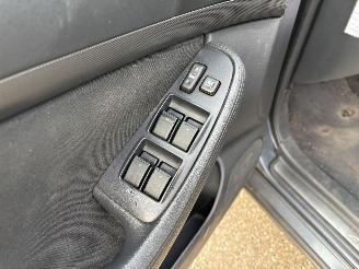 Toyota Avensis 2.2 D-4D D-CAT WAGON LINEA LUNA  PRIJS IS INCL. BTW !!!! picture 7