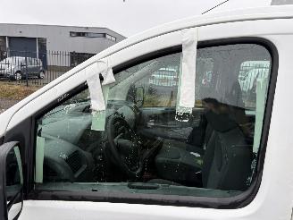 Peugeot  EXPERT 227 1.6HDI 16V-90 CAMPER / KAMPEERAUTO / MOBELHOME AIRCO picture 28