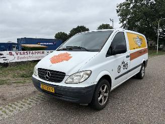 skadebil bedrijf Mercedes Vito 109 CDI LANG AIRCO 2009/1