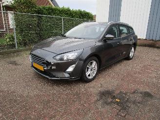Damaged car Ford Focus 1.0 Camera Navi Clima 6-Bak 2021/1
