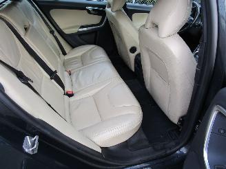 Volvo V-60 2.4 D6 AWD Hybride Camera Navi picture 8