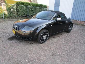 uszkodzony samochody osobowe Audi TT 1.8 5V Turbo Cabrio Quattro 224 PK 2002/10