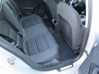 Audi A4 2.0 TDI Schadevrij Navi Clima 6-Bak picture 8