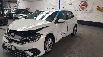 damaged passenger cars Volkswagen Polo 1.0 TSI Style 2023/3