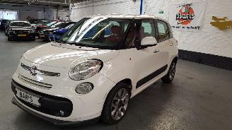 Damaged car Fiat 500L 1.4 16V MPV  BENZ 1.368CC 70KW 95PK 2012/10