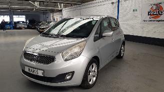 Unfallwagen Kia Venga 1.6 CVVT 16V AUT MPV  BENZ 1.596CC 92KW 125PK 2010/10