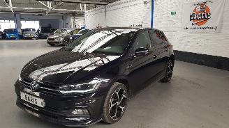 Damaged car Volkswagen Polo 1.0 TSI 12V BLUEMOTION AUT 4DRS BENZ 999CC 85KW 116PK 2020/1