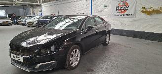 krockskadad bil auto Peugeot 508 1.6 e-THP Allure 2015/5