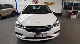 Opel Astra 1.0 Edition picture 2