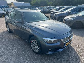 Unfallwagen BMW 3-serie 320i AUTOMAAT Executive BJ 2012 327.962 KM 2012/5
