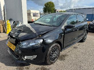 krockskadad bil auto Volkswagen Polo 1.2 Easyline 2012/4