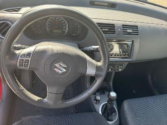 Suzuki Swift 1.3 4Grip Exclusive awd 4x4 picture 9