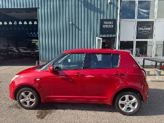 Suzuki Swift 1.3 4Grip Exclusive awd 4x4 picture 2