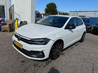 Voiture accidenté Volkswagen Polo 1.0 MPI Comfortline Business 2018/3