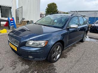 Unfallwagen Volvo V-50 2.4 AUTOMAAT D5 Edition II Sport BJ 2007 404.345 KM 2007/3