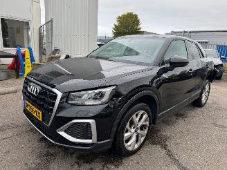 Unfallwagen Audi Q2 35 TFSI S Edition 2021/5