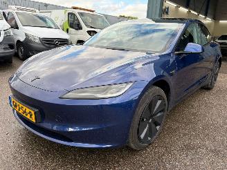 uszkodzony samochody osobowe Tesla Model 3 RWD AUTOMAAT 60 kWh BJ 2025 4.839 KM 2025/6