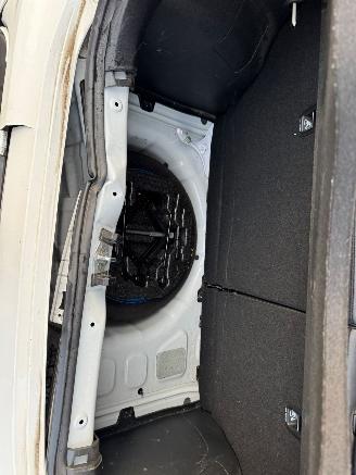 Kia Picanto 1.0 CVVT Design Edition picture 8