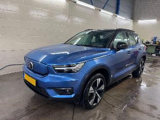 damaged passenger cars Volvo XC40 Recharge P8 AWD R-Design 2020/11