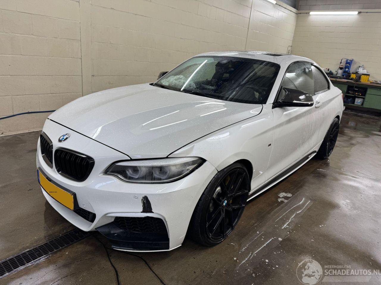 BMW M2 Coupé M240i xDrive High Executive AUTOMAAT