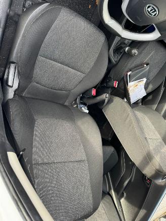 Kia Picanto 1.0 CVVT Airco BJ 2011 165.191 KM picture 10