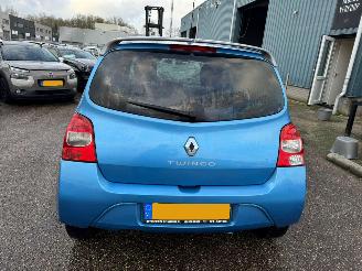 Renault Twingo 1.2-16V Collection BJ 2011 125.698 KM picture 4