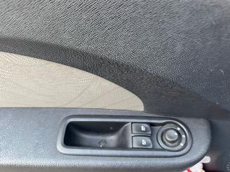 Renault Twingo 1.2-16V Collection BJ 2011 125.698 KM picture 12