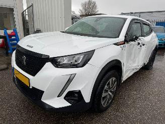 Avarii autoturisme Peugeot 2008 1.2 PureTech Blue Lease Active 2020/4