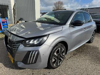 Damaged car Peugeot 208 1.2 AUTOMAAT Hybrid 110 e-DCS6 Allure 2025/2