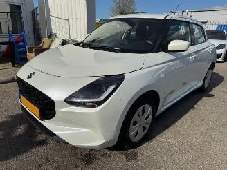 Unfallwagen Suzuki Swift 1.2 Comfort Smart Hybrid 2025/12