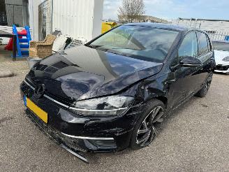 Unfallwagen Volkswagen Golf 1.4 TSI Highline 2018/2
