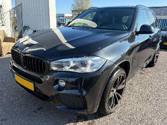 Schadeauto BMW X5 xDrive30d High Executive 7p. 2014/3
