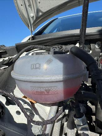 Volkswagen e-Golf e-Golf picture 8