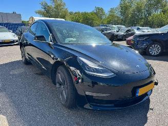 Schadeauto Tesla Model 3 Long Range AWD 75 kWh 2019/11