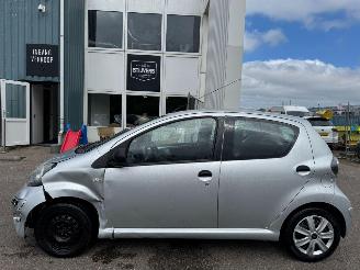 Toyota Aygo 1.0-12V Access picture 2
