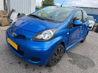 Auto incidentate Toyota Aygo 1.0-12V Access 2011/3