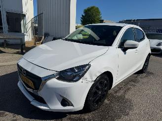 Vaurioauto  passenger cars Mazda 2 1.5 Skyactiv-G Sport Selected 2019/2