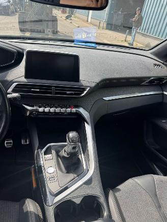 Peugeot 3008 1.2 PureTech GT Line picture 14