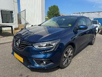 Voiture accidenté Renault Mégane 1.2 TCe Bose 2016/2