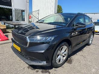 Vaurioauto  passenger cars Skoda Enyaq iV 60 2023/7