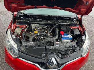 Renault Captur 0.9 TCe Helly Hansen picture 7