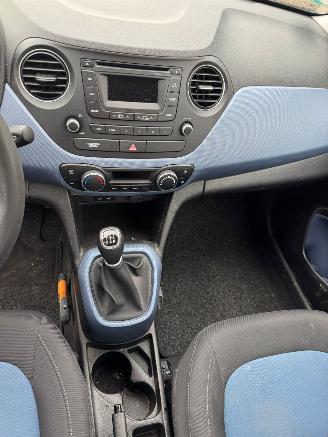 Hyundai I-10 Hyundai i10 1.0i i-Motion Comfort picture 14