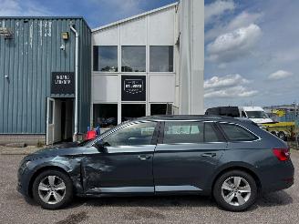 Skoda Superb Combi 1.5 AUTOMAAT  TSI ACT Business Edition picture 3