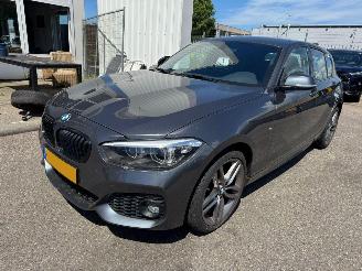 Coche accidentado BMW 1-serie 118i AUTOMAAT Edition M Sport Shadow High Executive 2019/8