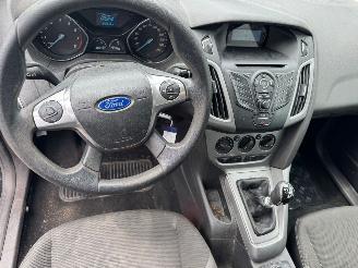 Ford Focus 1.6 EcoBoost Titanium picture 10