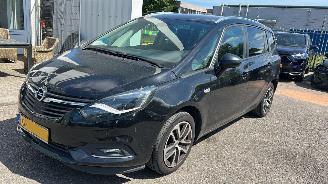 krockskadad bil auto Opel Zafira 1.6 CDTI BJ 2018 ! 2018/9