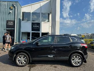Nissan Qashqai 1.2 Connect Edition picture 2