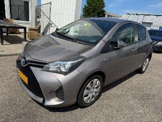 Voiture accidenté Toyota Yaris 1.5  AUTOMAAT Hybrid Comfort 2015/1