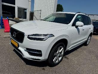 Voiture accidenté Volvo Xc-90 2.0 D5 AWD Inscription 2017/4