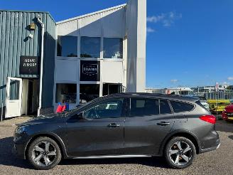 Ford Focus Wagon 1.0 AUTOMAAT EcoBoost Titanium Business picture 2